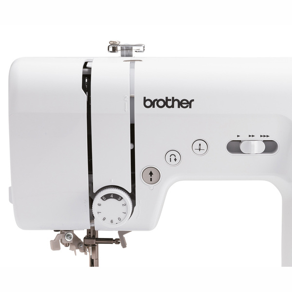 Brother FS60XZW1 -elektroninen ompelukone n&auml;yt&ouml;ll&auml;