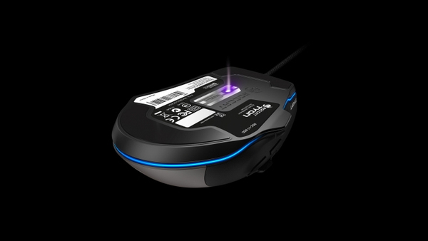 Roccat Tyon - gaming mus, Svart