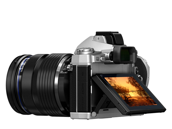 E-M1 Body 16 Mpix Silver Kit