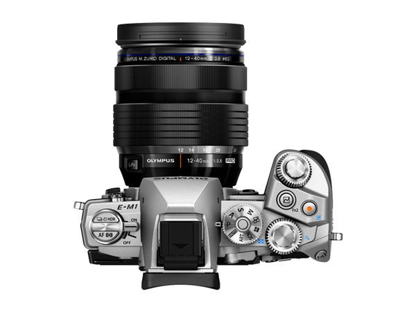 E-M1 Body 16 Mpix Silver Kit