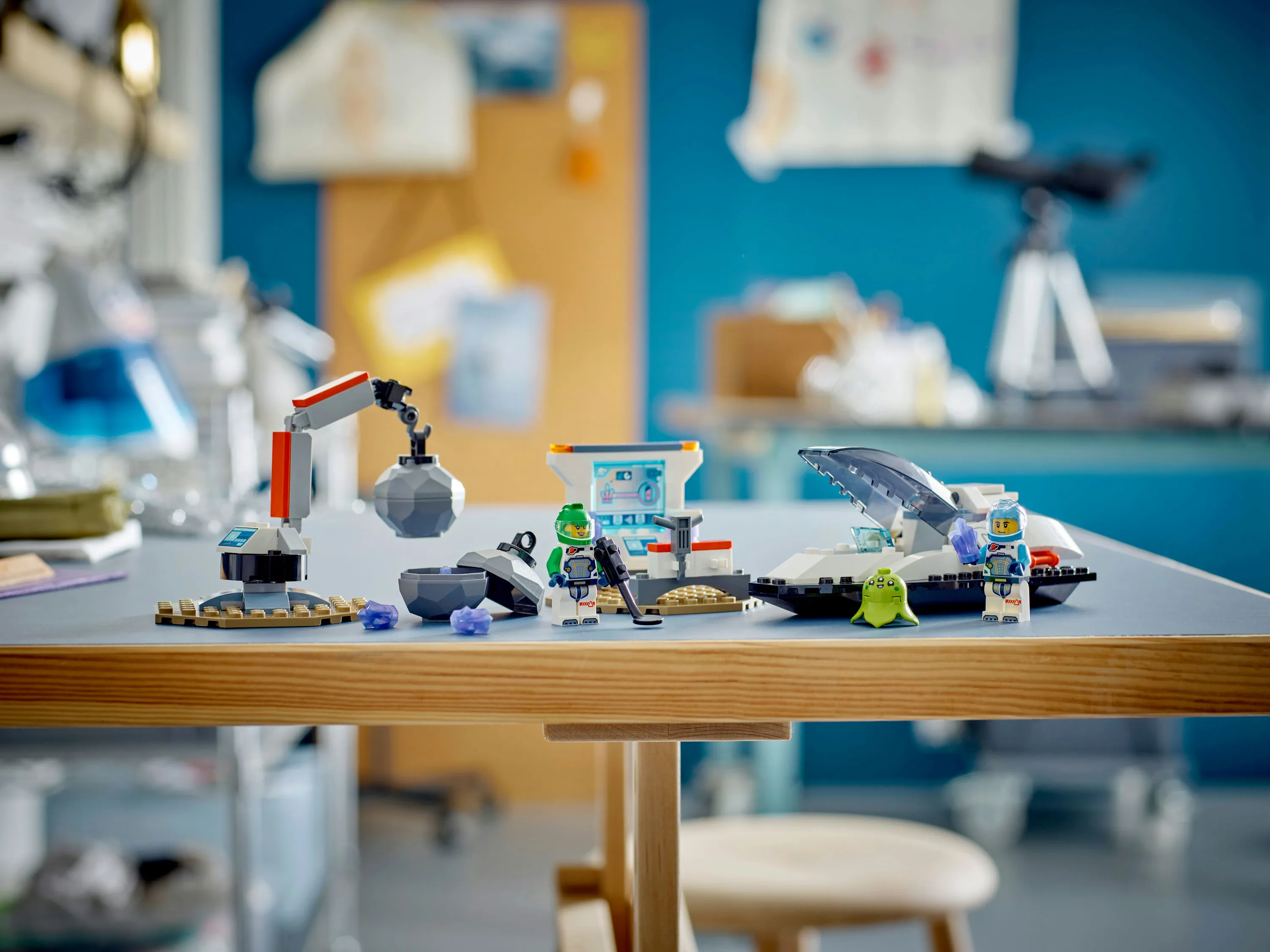 LEGO City Space Avaruusalus ja asteroidil&ouml;yt&ouml; 60429