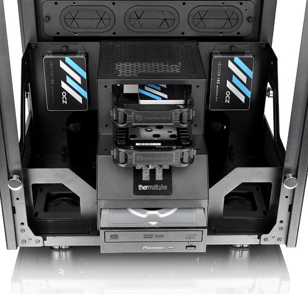 Thermaltake The Tower 900 Big Tower black 2 preinstalled fans