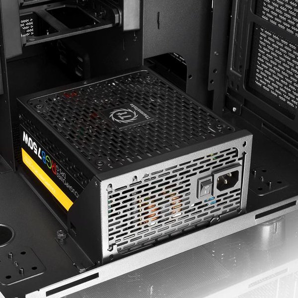 Thermaltake The Tower 900 Big Tower black 2 preinstalled fans