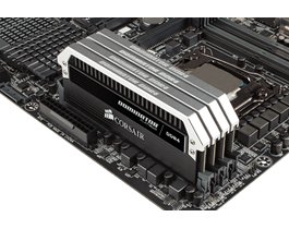 Corsair 8GB (2x4GB) Dominator Platinum, DDR4 4000MHz - musta