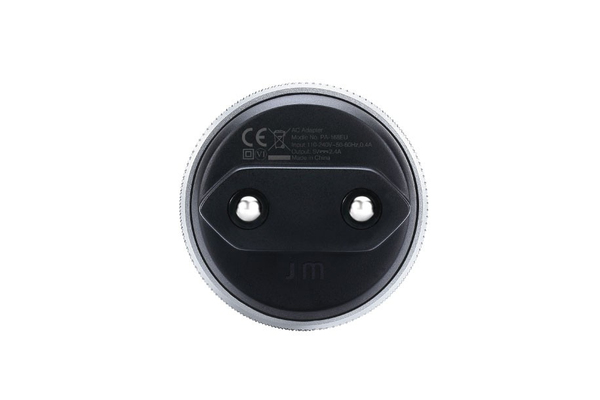 Just Mobile AluPlug - Den lyxiga v&auml;ggladdaren med 2 x USB 2.4A