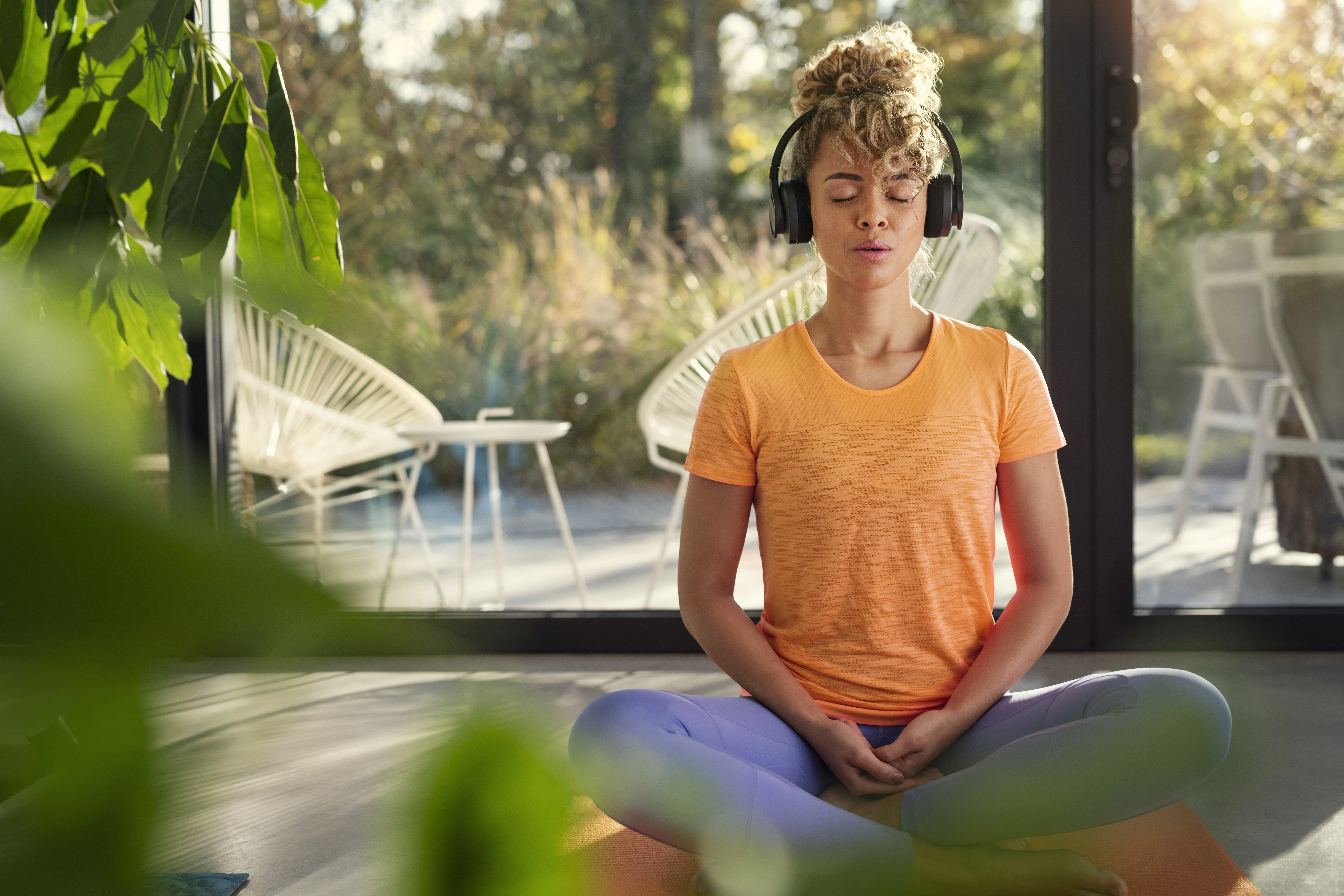 Philips GO TAA4216BK Wireless Over-ear Headphones, Black