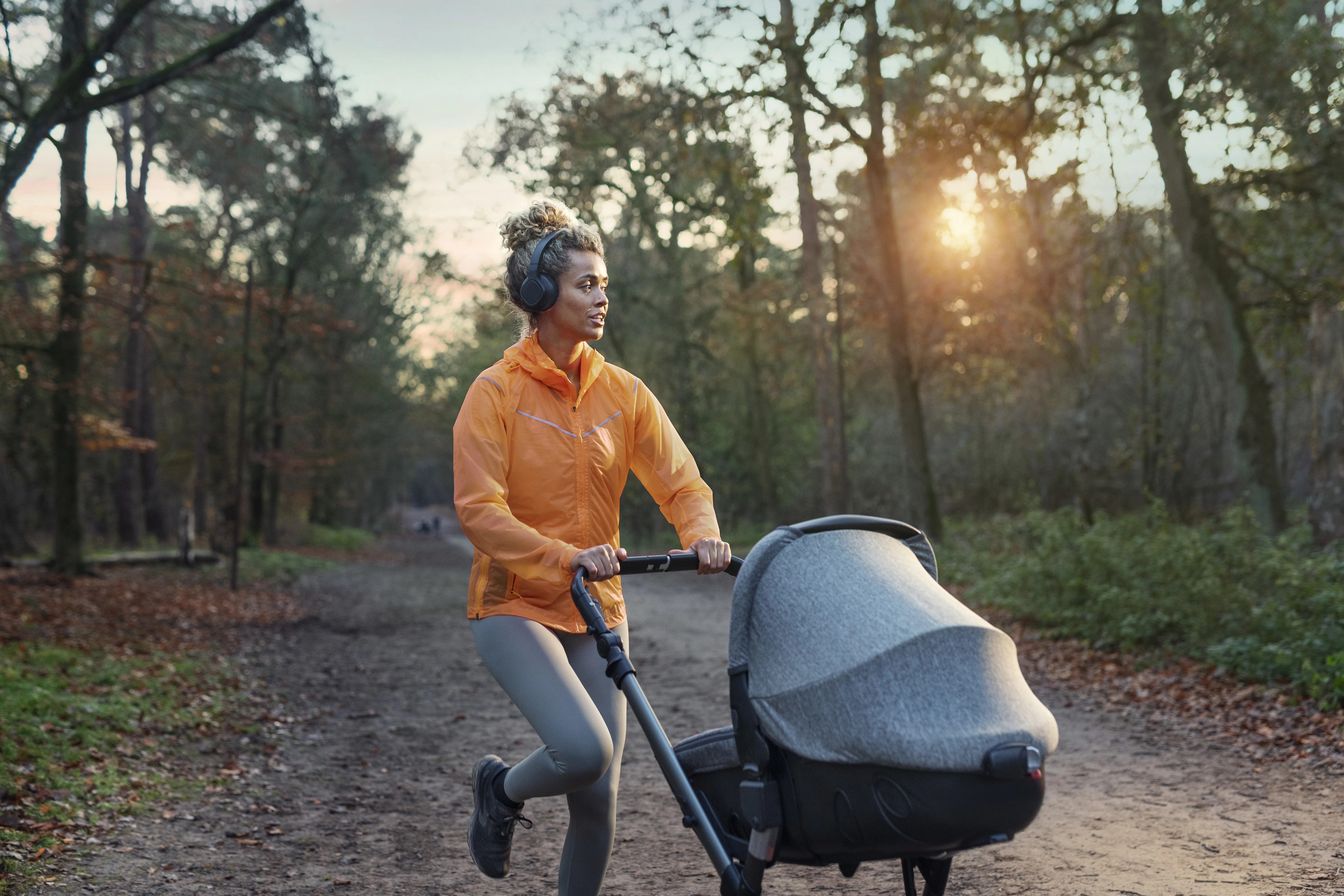 Philips GO TAA4216BK Wireless Over-ear Headphones, Black