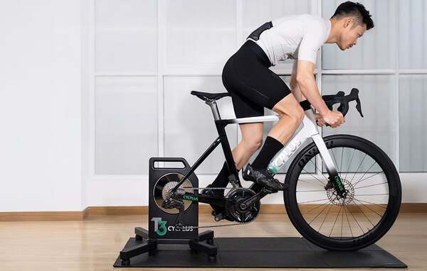 CYCPLUS T3 Smart Bike Trainer