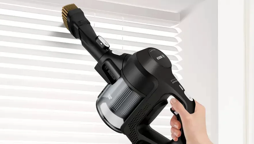 Bosch BBS611BSC - stick vacuum, black