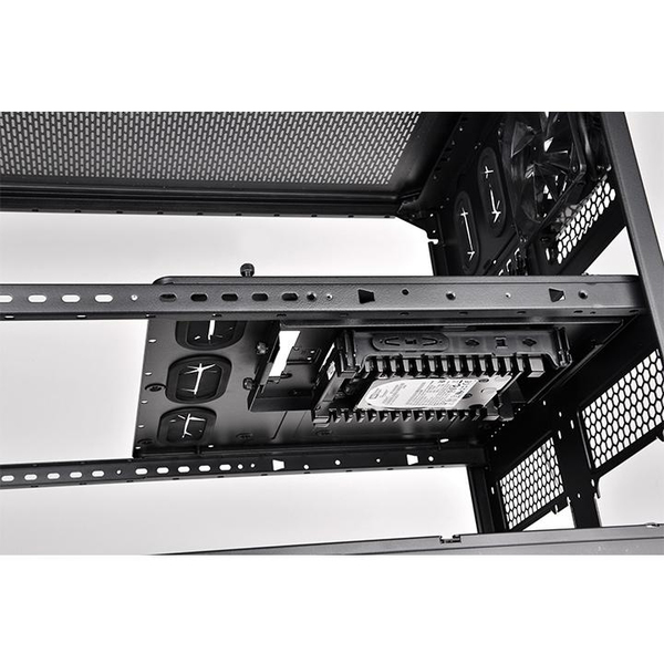 Thermaltake Core X9