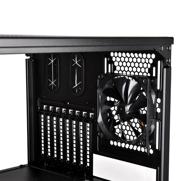 Thermaltake Core X9