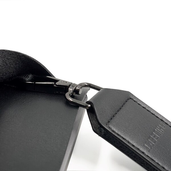 Philbert Ultra Slim Sleeve incl strap MacBook 13'', Black