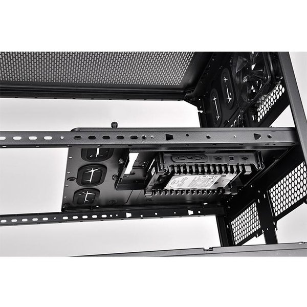 Thermaltake Core X9