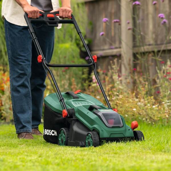 Bosch Rotak 18V2-38 Solo batteridriven gr&auml;sklippare, 36V, borstl&ouml;s, 38 cm (utan batteri och laddare)