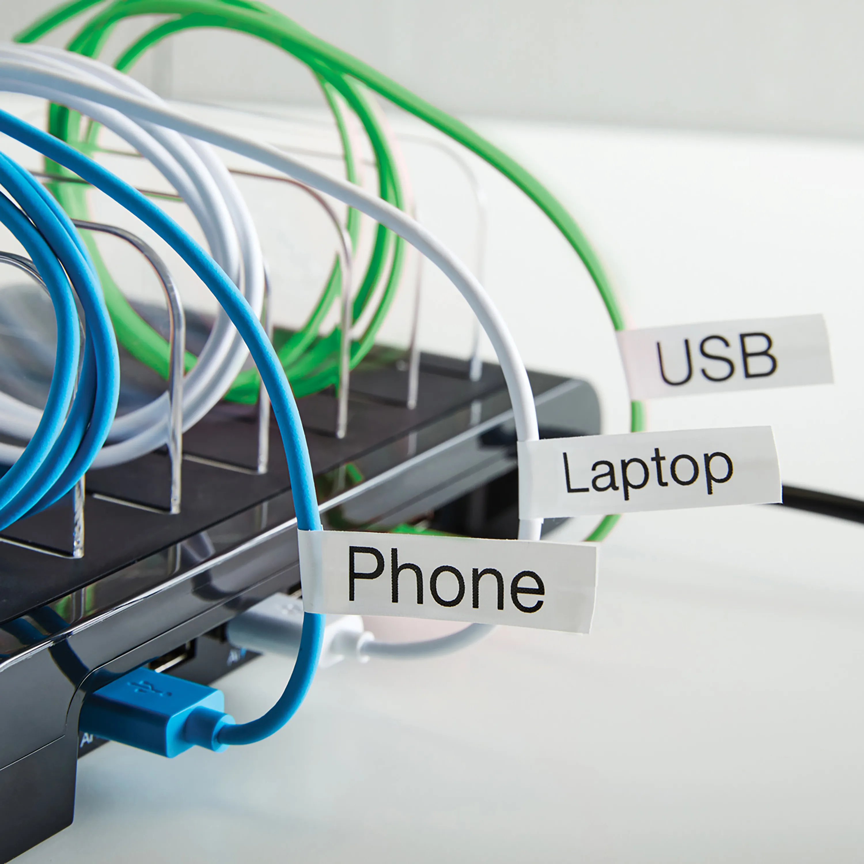 Tape D1 9mmx7m black/white (10)