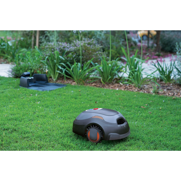 Black and decker Robottiruohonleikkuri 500 neli&ouml;metrin sovellusohjattu Bluetooth