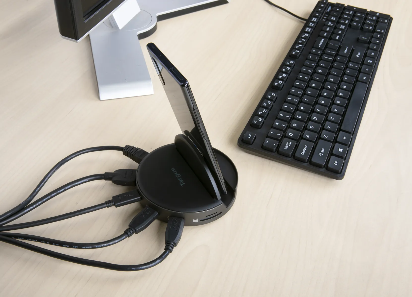 Universal DeXPhone Workstation