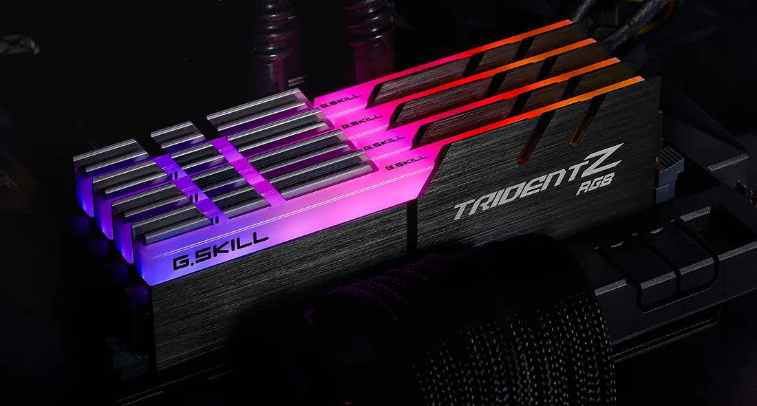 G.Skill Trident Z RGB 32GB (4 x 8GB) DDR4 4000 MHz, CL15 - memory, Black
