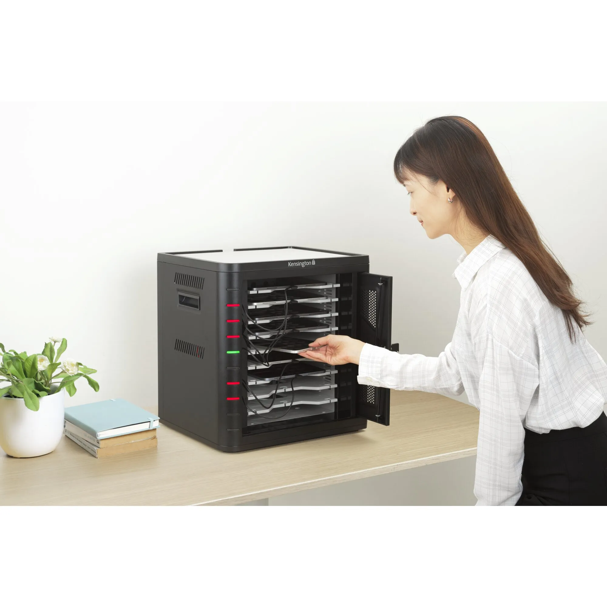 Kensington 10 Bay USB-C -  charging cabinet