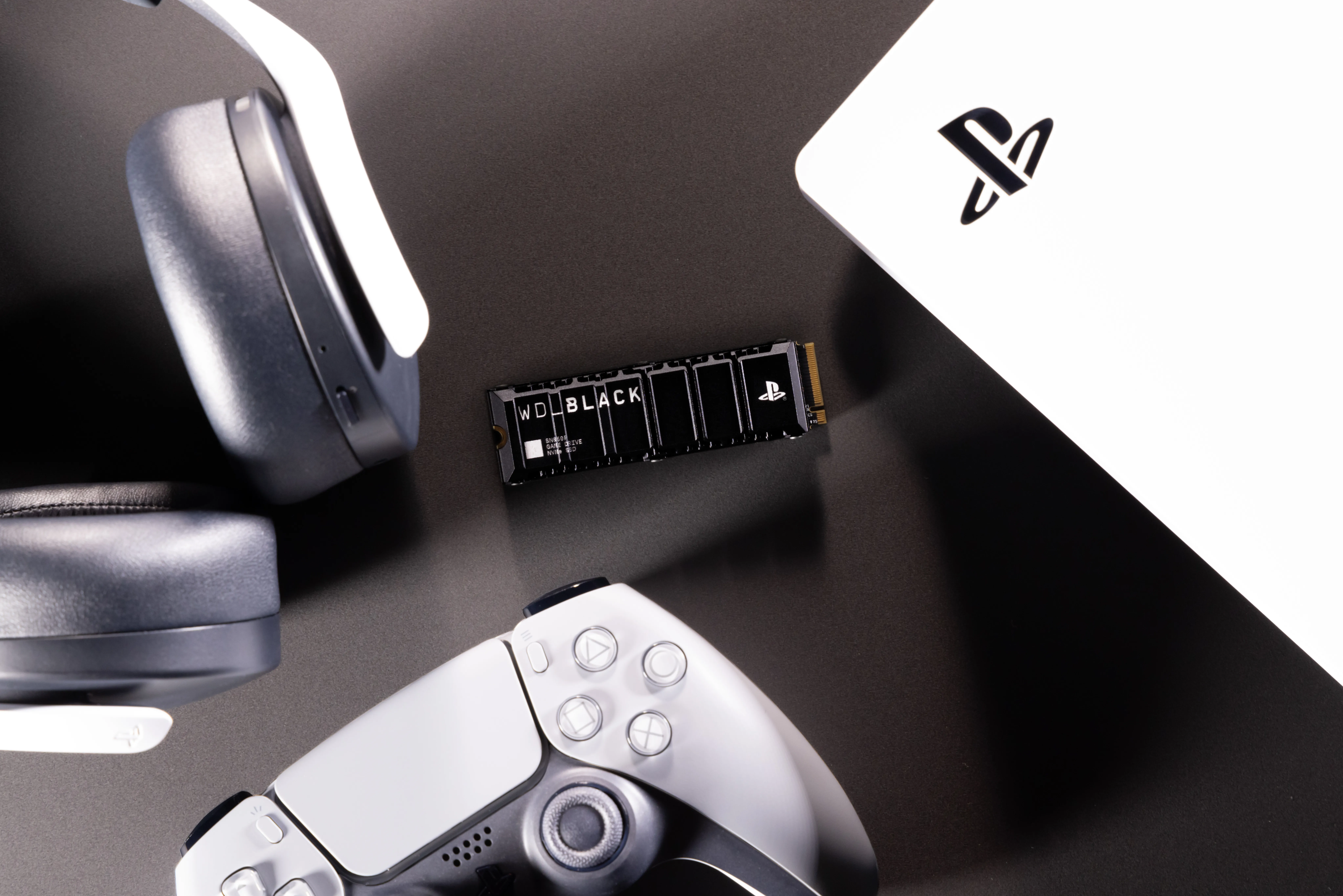 WD Black SN850P 2TB M.2 PCIe Gen4 NVMe SSD with Heatsink