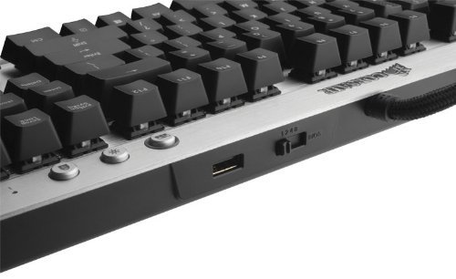 Corsair Vengeance K70 Silver FPS Mechanical Gaming Keyboard