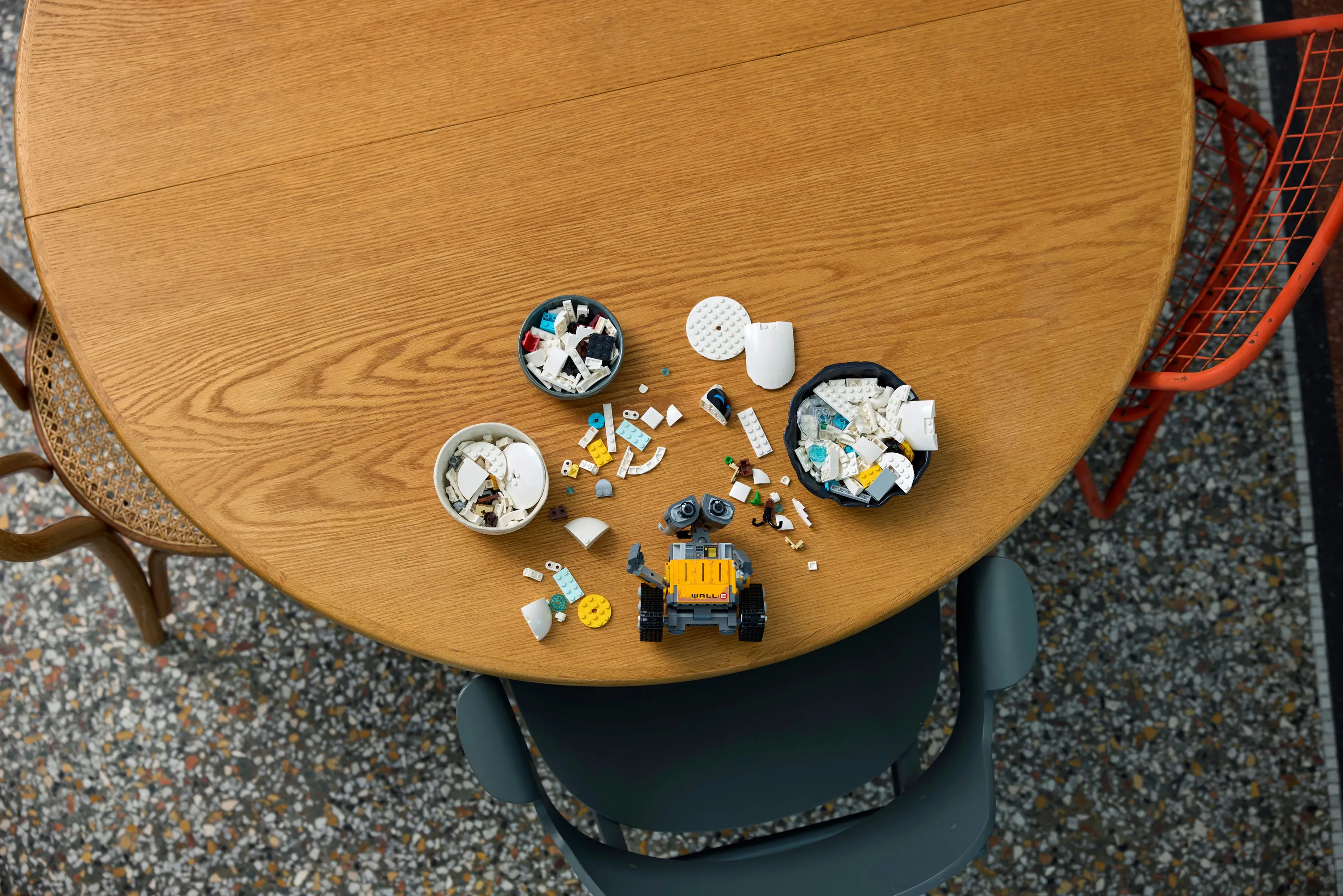 LEGO Disney Pixar WALL-E ja EVE 43279