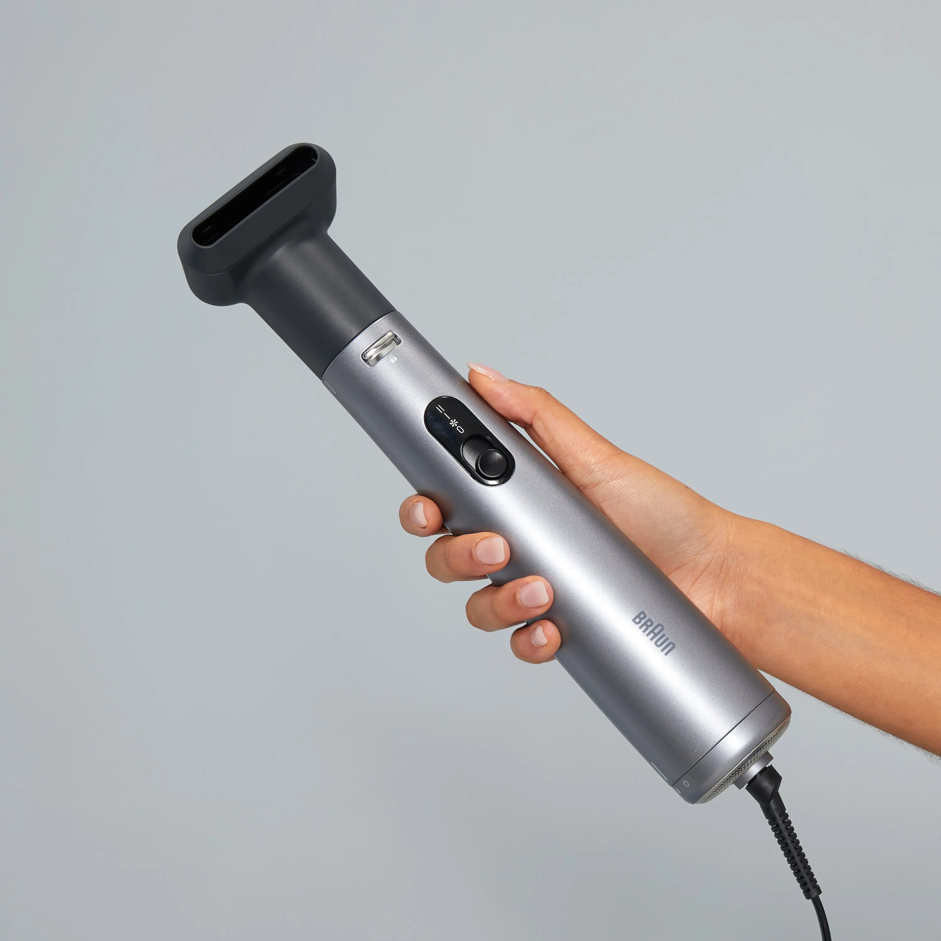 Braun AS 4.3 -kuumailmaharja, Musta