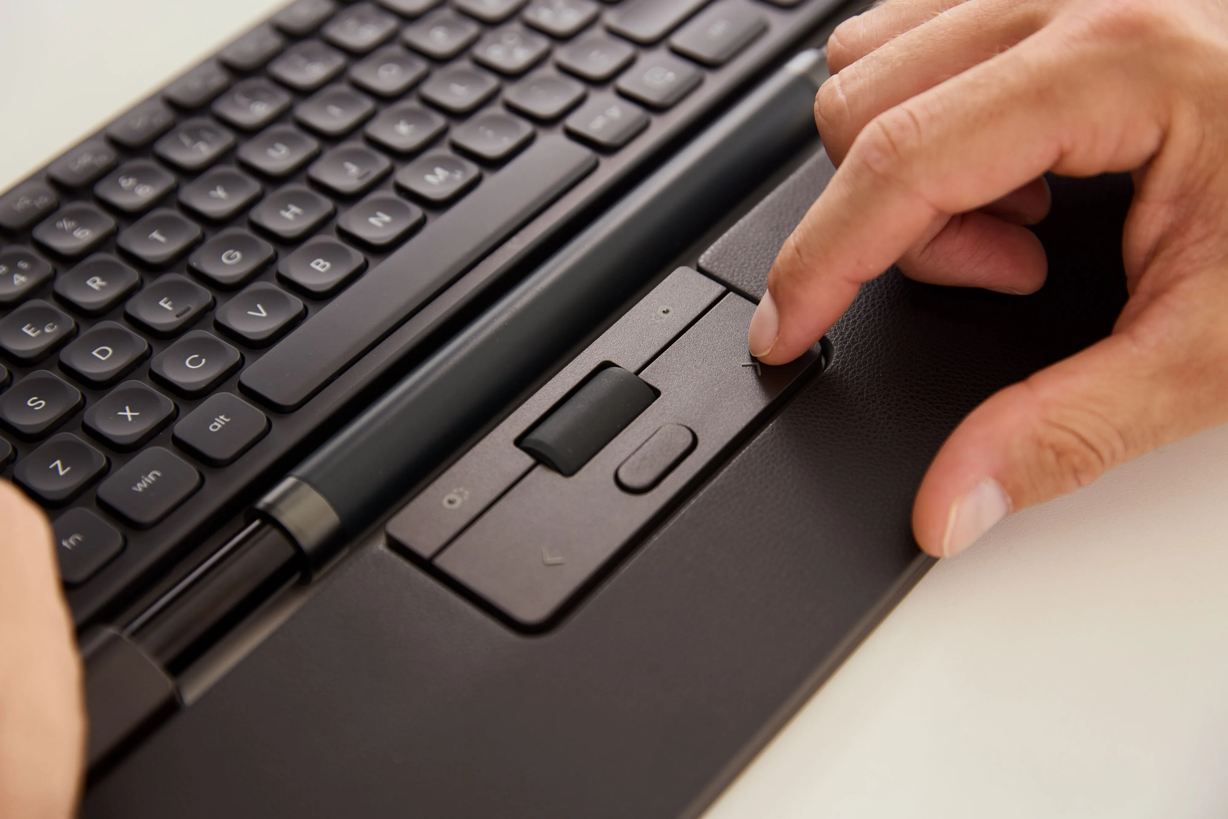 Contour RollerMouse Pro - Wired Roller Mouse + Slim Wrist Rest Vegan leather