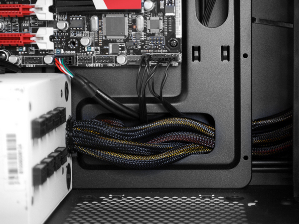 NZXT Source 210 - Black