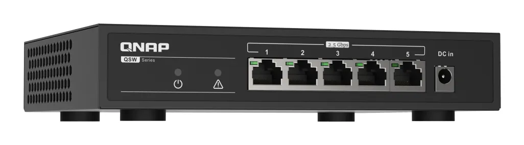 6-bay NAS AMD Ryzen V1500B 8GB DDR4 RAM +-NAS-palvelin