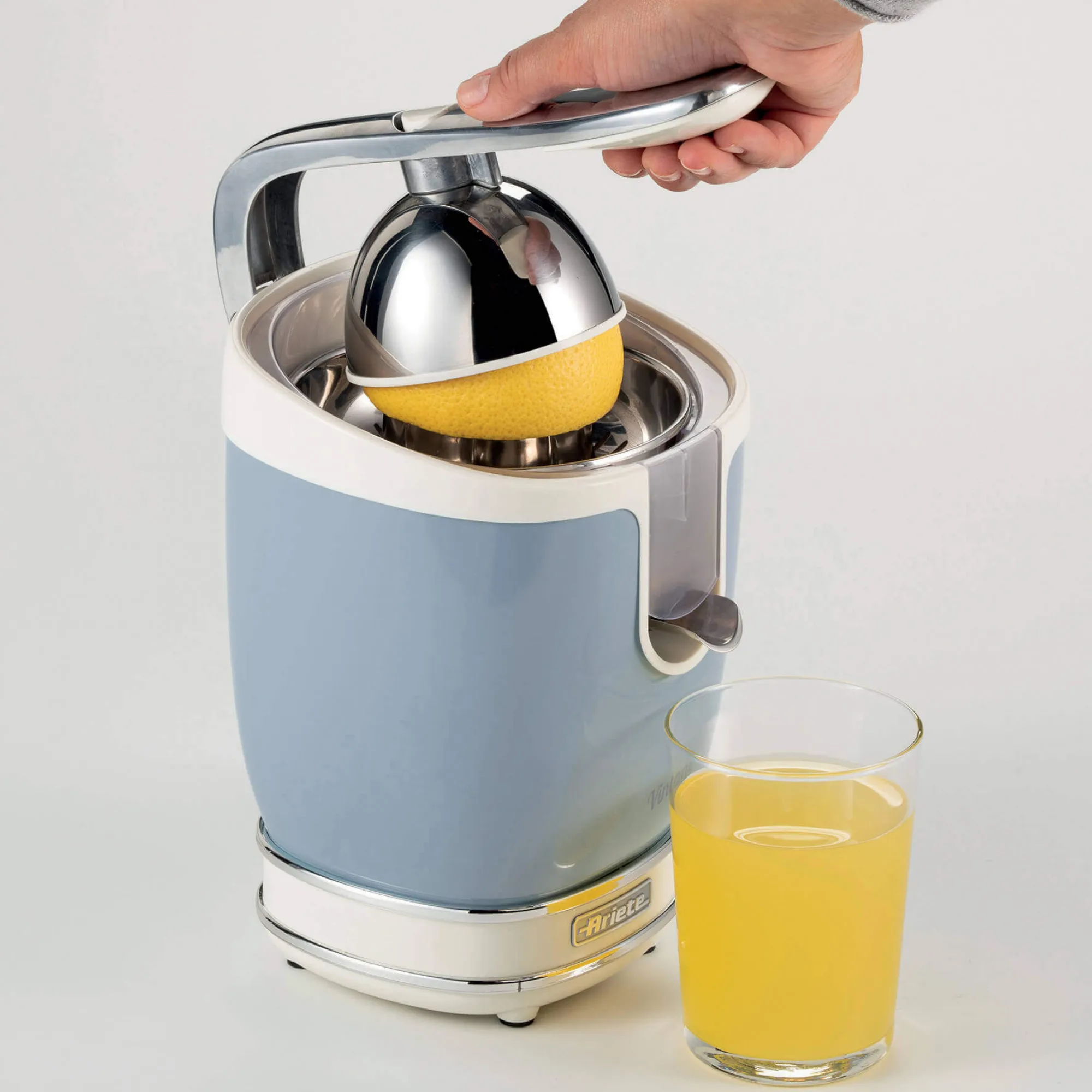 Ariete 0413BL Elektrisk citruspress, Ljusbl&aring; (0,6 L, 85 W)