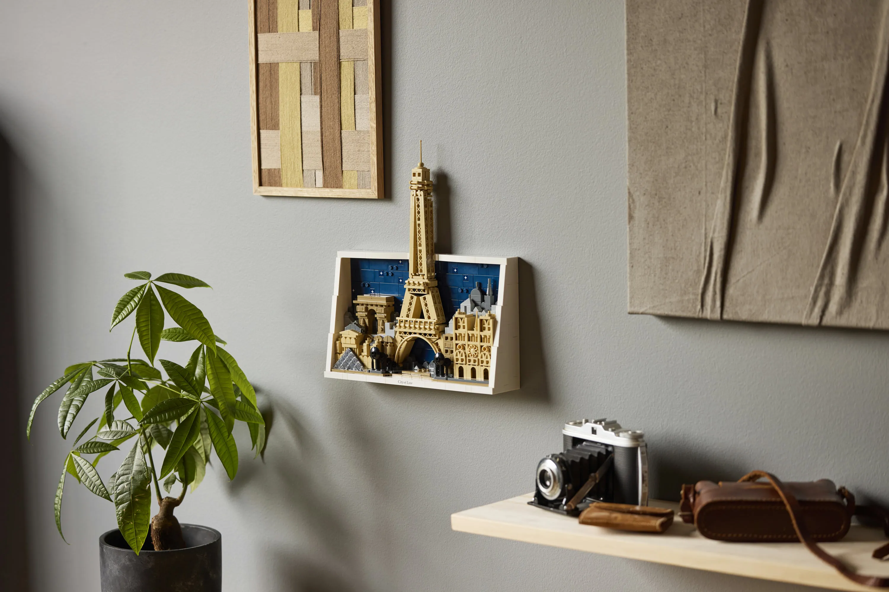 LEGO Architecture Pariisi &ndash; Rakkauden kaupunki 21064