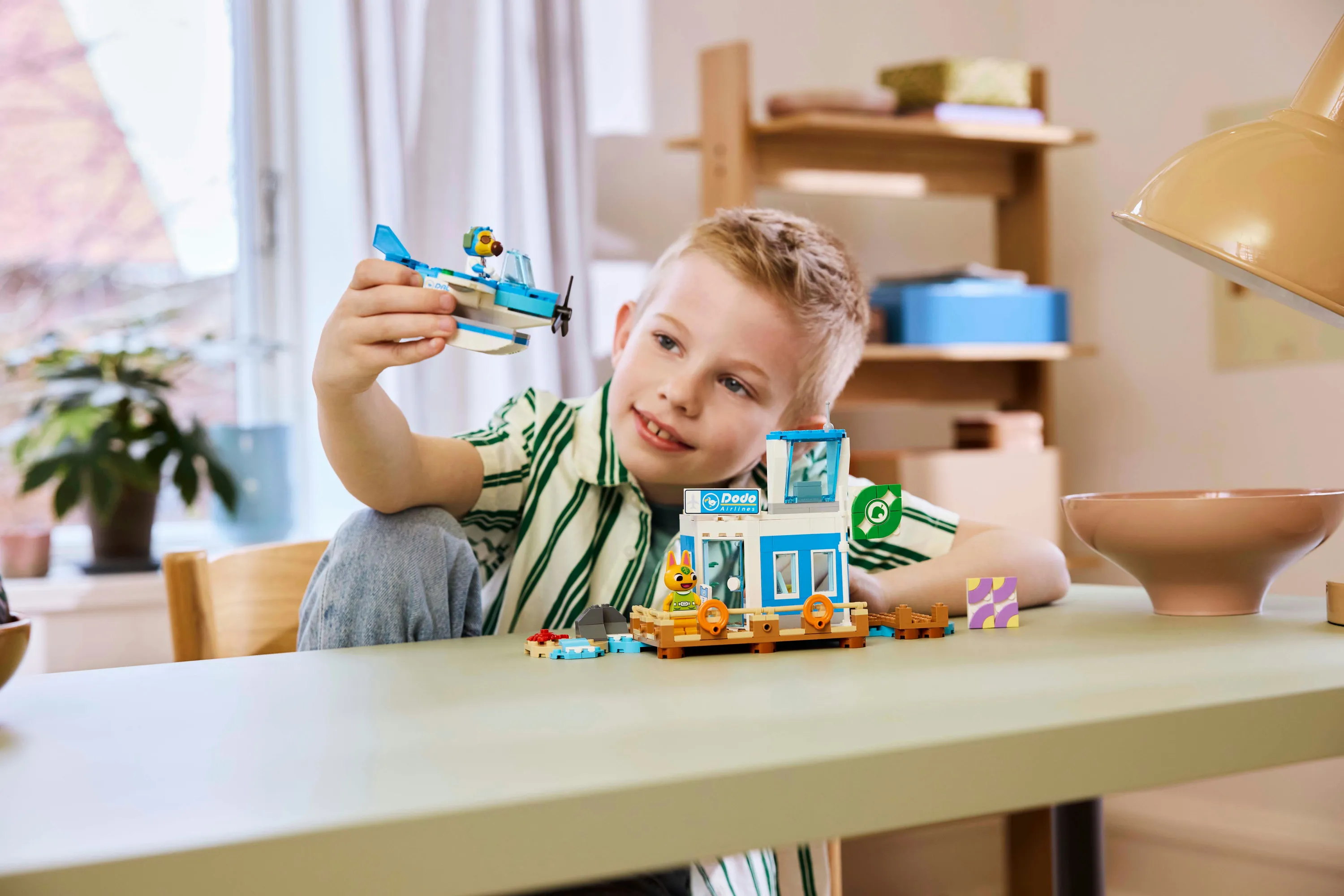 LEGO Animal Crossing Dodo Airlines bjuder in till flygtur 77051
