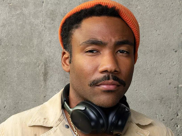 (L&ouml;yt&ouml;nurkka) Bose QuietComfort Ultra -vastamelukuulokkeet, Musta