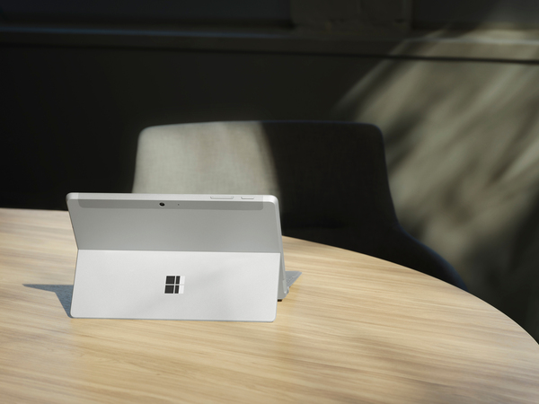 Microsoft Surface Go 3 Business  26.7 cm (10.5&quot;) 8GB/128GB LTE Win 11 Pro - tablet, Platinum