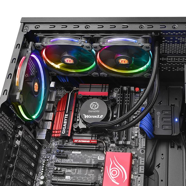 Thermaltake Water 3.0 Riing RGB 240 watercooling  2x 120mm fan