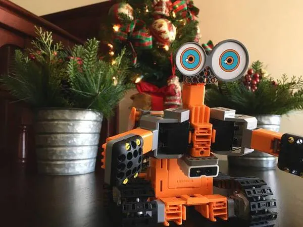 UBTECH JIMU TANKBOT