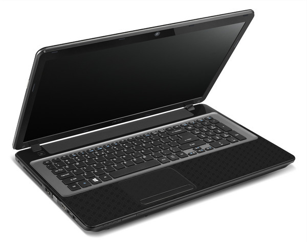 ACER TravelMate P273 17.3/i3-3120M/4GB/500GB/DVD/WIN8