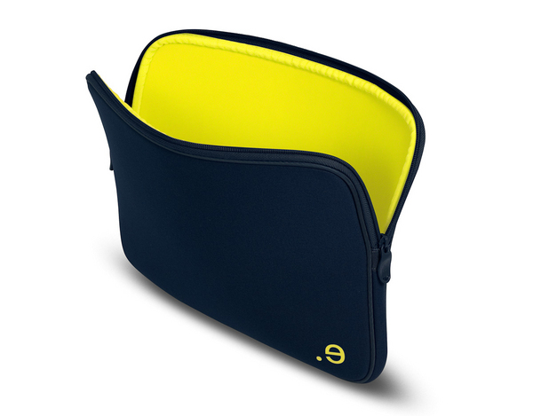 be.ez LArobe MacBook Pro 15 Chick Marine