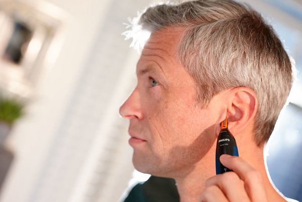 Philips nose trimmer and manicure set