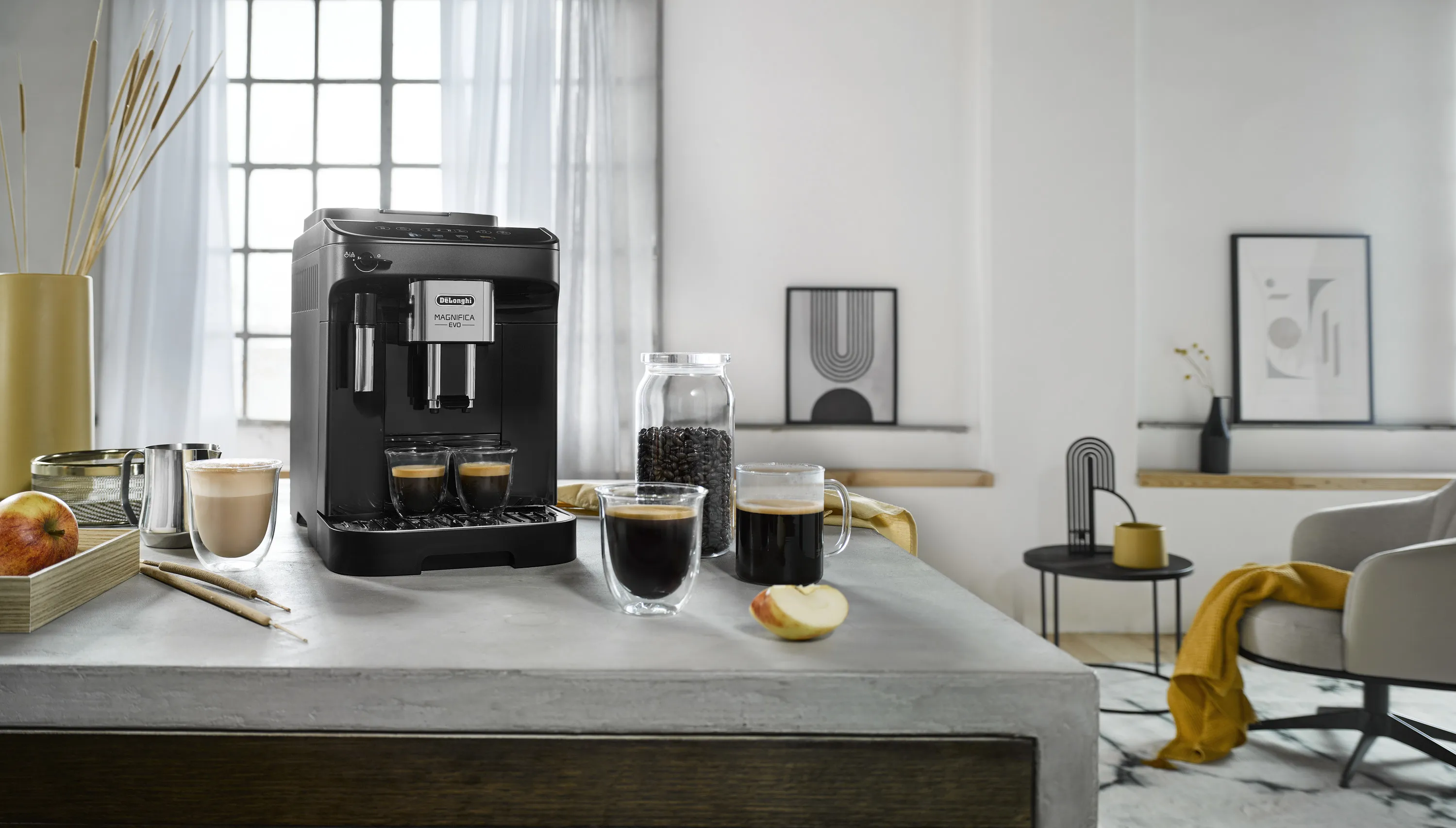 Delonghi Magnifica Evo ECAM290.21.B -espressokeitin, täysautomaattinen, musta