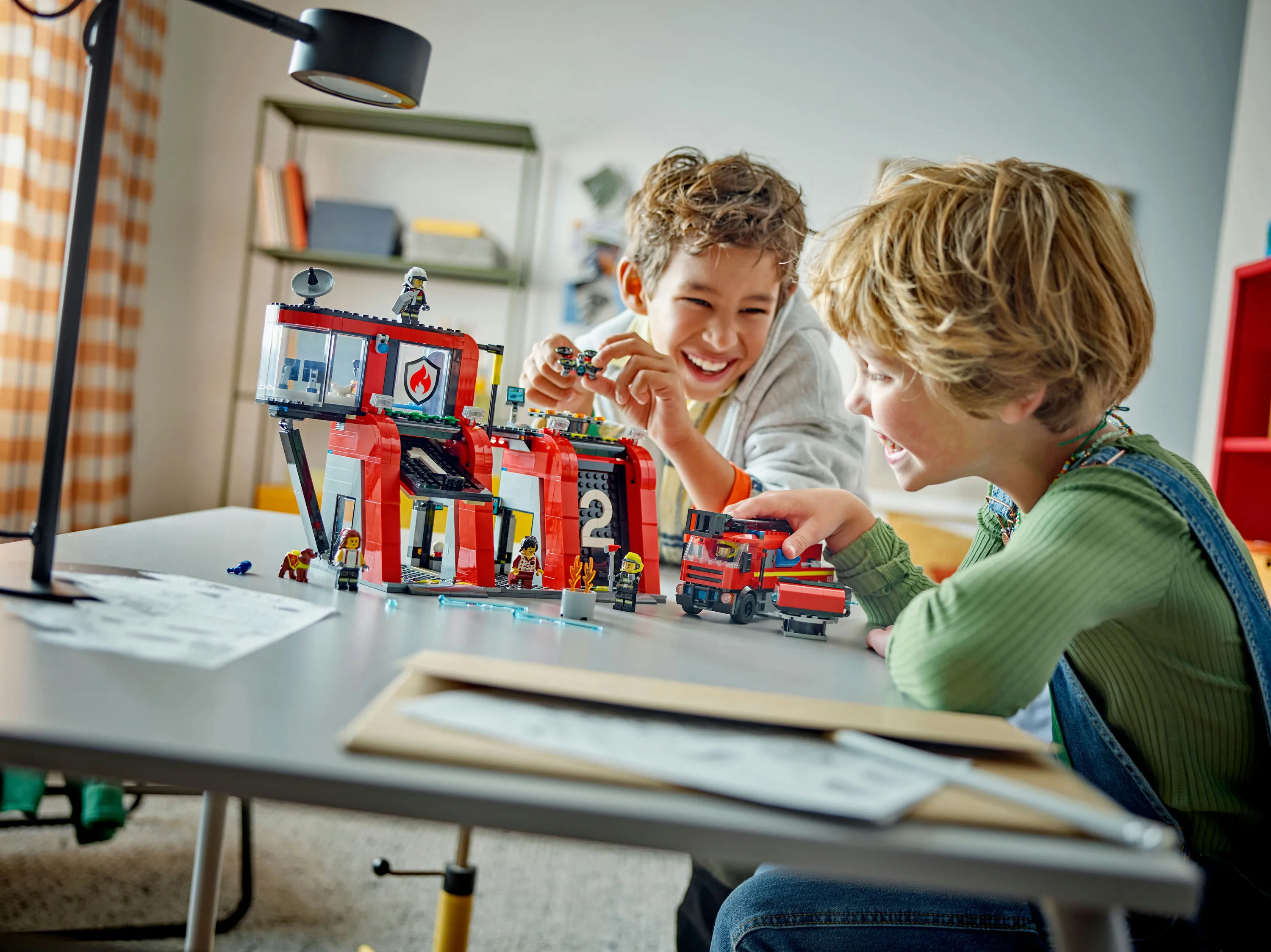 Lego City Paloasema ja paloauto 60414