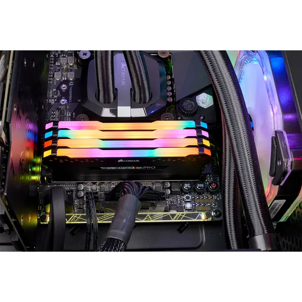 Corsair Vengeance RGB Pro 32GB (4 x 8GB) DDR4 3200MHz, CL16 - memory, Black