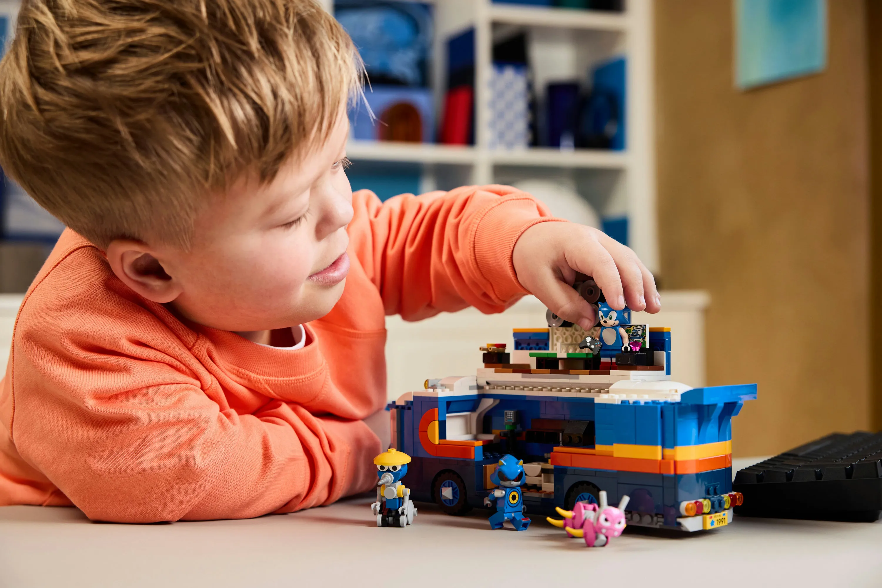 LEGO Sonic the Hedgehog Team Cargo Truck 77006