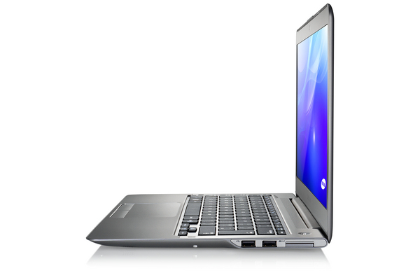 SAMSUNG NP530 Ultrabook 13.3/i5-3317M/4GB/128GB SSD/WIN7