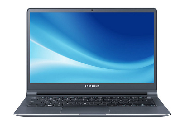 NP900X3C/i5-3317UM 4GB 128GB 13.3" W8P