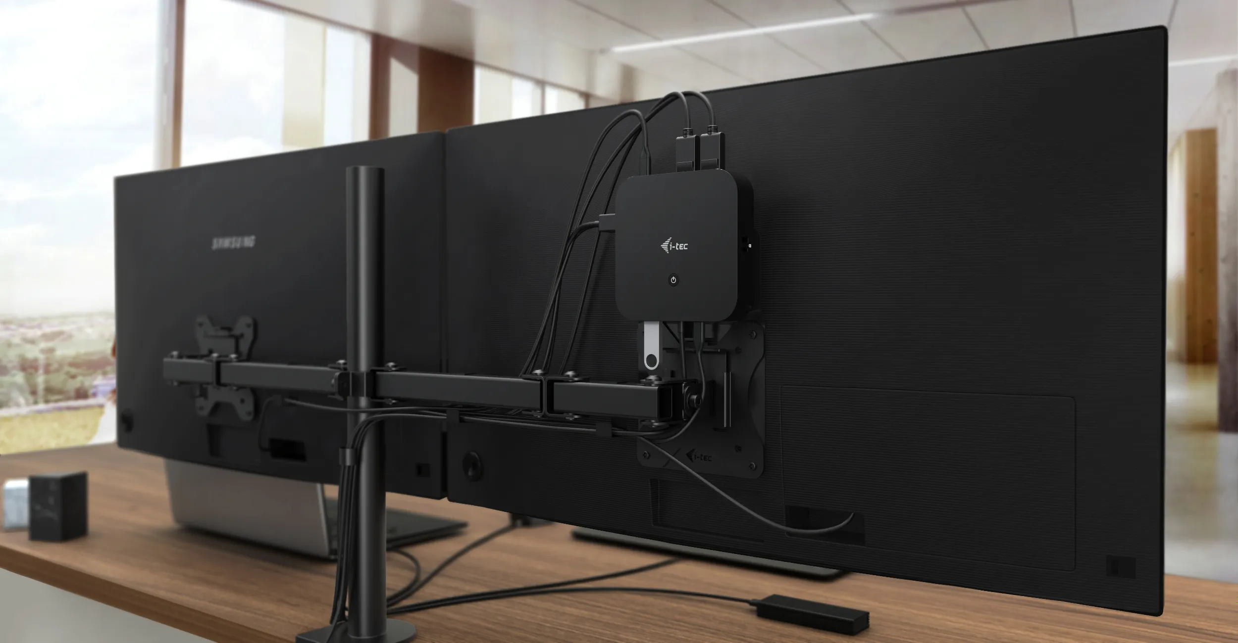 I-Tec USB-C 2xDP 5xUSB-A 1xUSB-C GLAN 100W PD -telakointiasema
