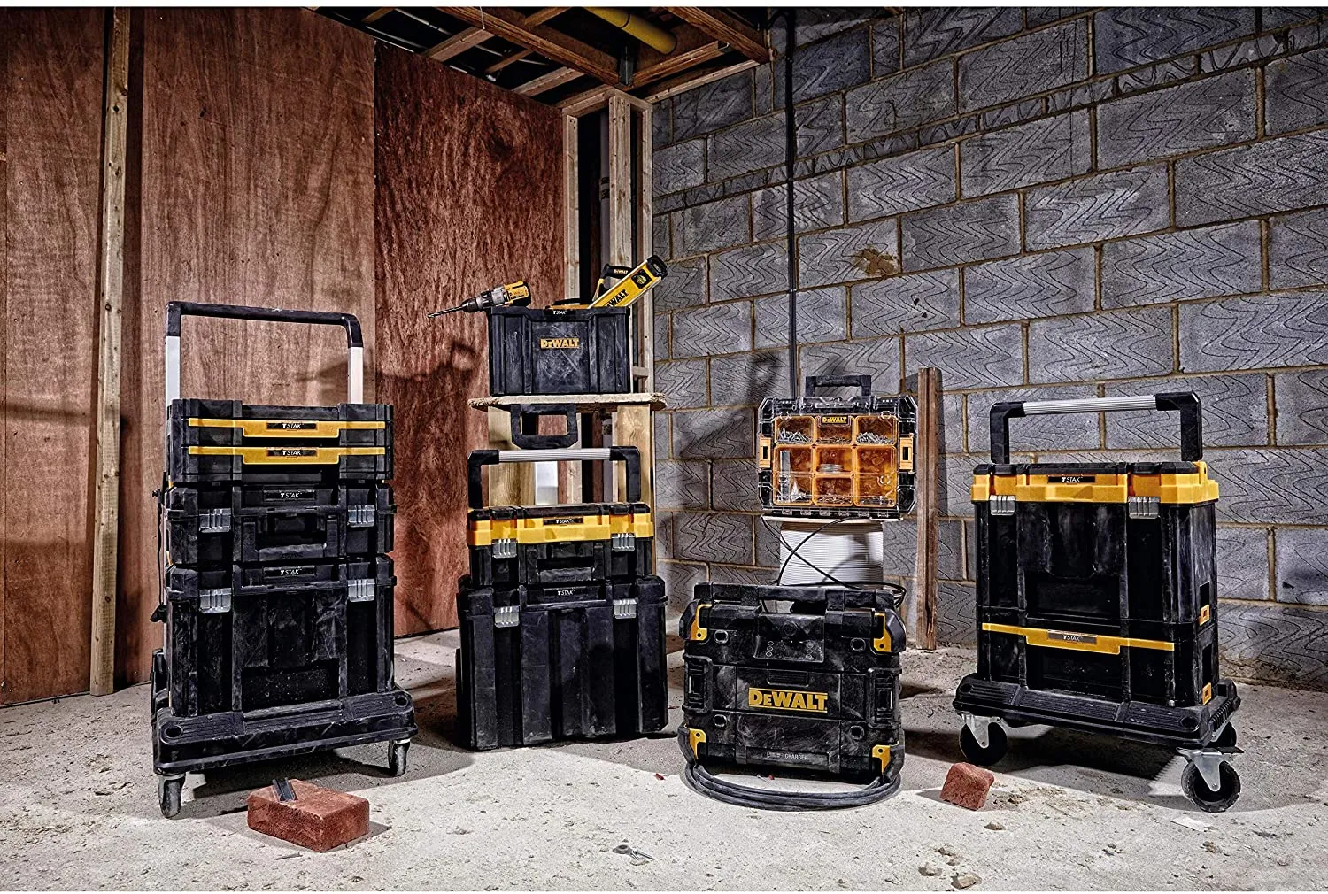 DeWALT TSTAK III - kova kotelo ty&ouml;kalusarjalle