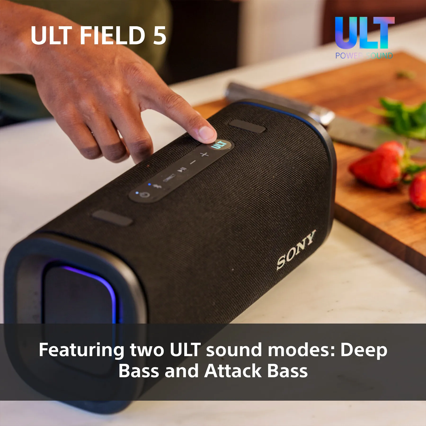 Sony ULT Field 5 2.0 Bluetooth, Wi-Fi Portable speaker, White