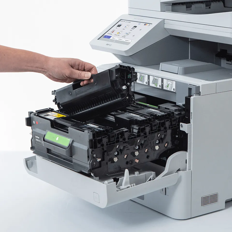 TN821XXLC Cyan super high yield toner cartridge 12000k